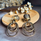 Brincos Pendentes Elos Em Ouro Rosê Com Diamantes Cognac