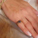 Anel Chuveiro Coração Em Ouro Amarelo Com Safiras Azuis