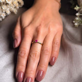 Anel Solitário Em Ouro Amarelo Safiras Brancas E Rubelita