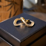 Brincos Meia Argola Hstern Assinaturas Menor Ouro Amarelo