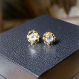 Brincos Stud Solitário Em Ouro Amarelo E Safira