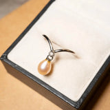 Anel Vivara Drop Em Ouro Branco Com Diamante E Pérola