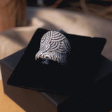 Anel Saddle Bold Pavê Em Ouro Branco Com Diamantes