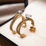 Brincos Meia Argola Moderno Em Ouro Amarelo E Branco