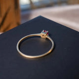 Anel Solitário Em Ouro Amarelo Com Rubi De 10 Pontos