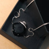 Pingente Void Em Ouro Branco Com Ônix E Diamantes