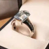 Anel Hstern Em Ouro Branco Com Água Marinha E Diamantes