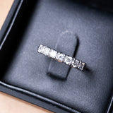 Anel Meia Aliança Sophí Em Ouro Branco Com Diamantes