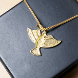 Pingente Espírito Santo em Ouro Amarelo e Diamantes