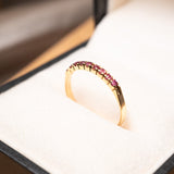 Anel Meia Aliança Em Ouro Amarelo Cravejado Com 09 Rubelitas Naturais