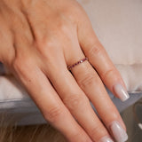 Anel Meia Aliança Em Ouro Amarelo Com Rubelitas de 05 Pontos