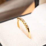 Anel Meia Aliança Em Ouro Amarelo Com Diamantes de 02 Pontos