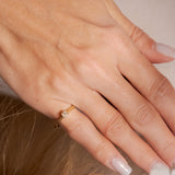 Anel Solitário em Ouro Amarelo com Diamante de 25 Pontos