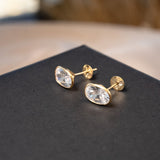 Brincos Solitários Stud Em Ouro Amarelo Com Safiras Brancas