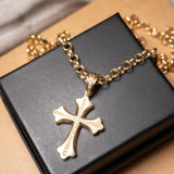 Pingente Cruz Bold em Ouro Amarelo e Diamantes
