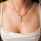 Pingente Cruz em Ouro Amarelo e Diamantes Médio