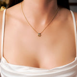 Pingente Smile Menina em Ouro Amarelo e Diamantes Pequeno