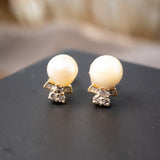 Brinco Stud Pearl em Ouro Amarelo, Pérola e Diamante