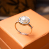 Anel Vivara Coleção Pérola em Ouro Branco com Diamantes
