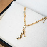 Pingente Tiny Sapatinho Em Ouro Amarelo