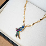 Pingente Beija Flor De Pedras Brasileiras Em Ouro Amarelo