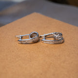 Brinco Argolinha Delicada Em Ouro Branco E Diamante