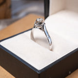 Anel Solitário Vintage em Ouro Branco e Diamante de 25 Pontos