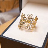 Anel Flores Em Ouro Amarelo E Diamantes