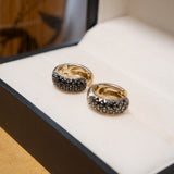Brinco Argola Hstern Em Ouro Nobre Com Diamantes Negros