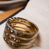 Anel Hstern Stars Deco Maior Em Ouro Nobre E Diamantes Cognac