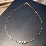 Colar Choker Semi Rígido Em Ouro Amarelo E Pérolas