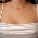 Colar Choker Semi Rígido Em Ouro Amarelo E Pérolas