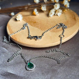 Gargantilha Em Ouro Branco Com Gota De Esmeralda E Diamantes