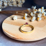 Anel Solitário Em Ouro Amarelo Safiras Brancas E Rubelita